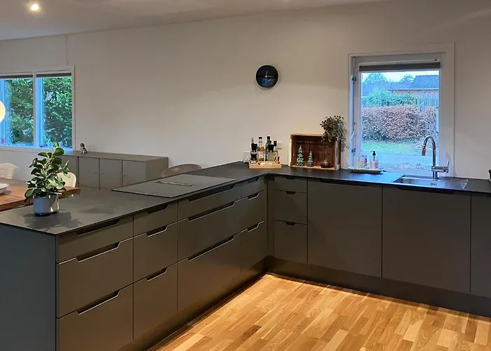 Awesome In Kirke Hyllinge With Wifi * Kirke-Hyllinge